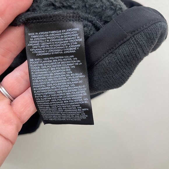 The North Face Black Quarter-Zip Sweatshirt - Picture 4 of 5